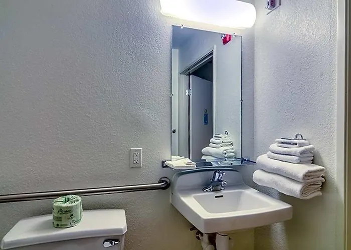 6-arlington Heights, Il - Chicago North 3* Arlington Heights