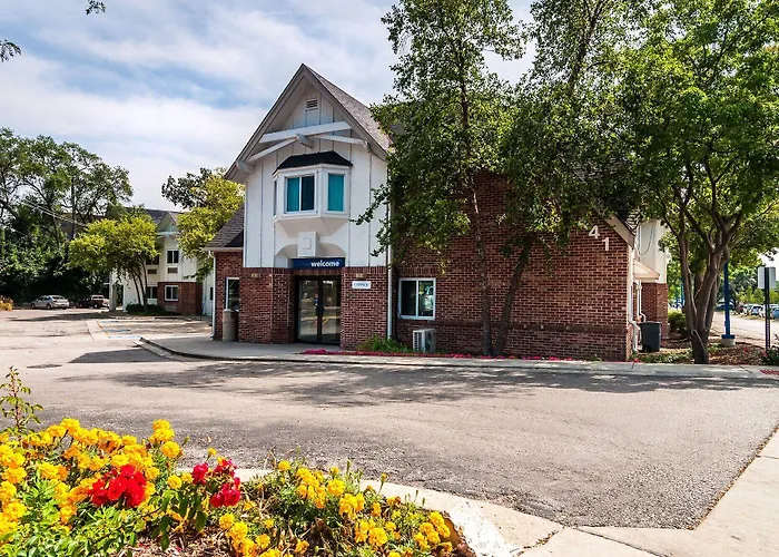 Hotel 6-arlington Heights, Il - Chicago North