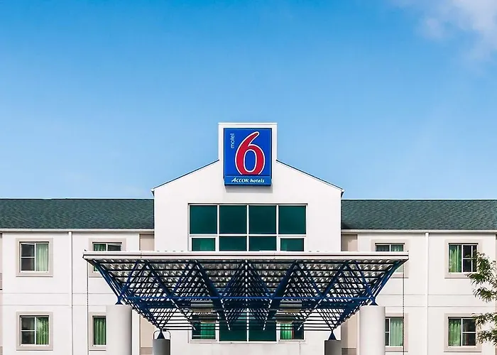 Hotel 6-arlington Heights, Il - Chicago North 3*